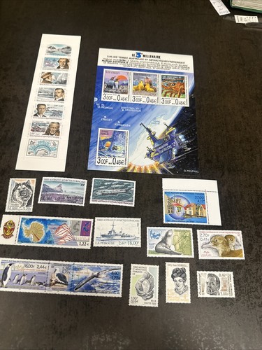 Timbres taaf année 2000 - timbres,