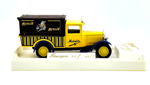 Voiture miniature fourgon - voiture,