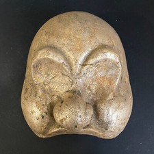 Masque décoratif en plâtre