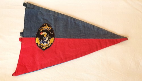 Insigne fanion militaire - insigne,