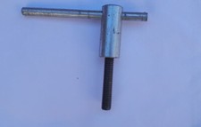 Poignee 12 mm de serrage base