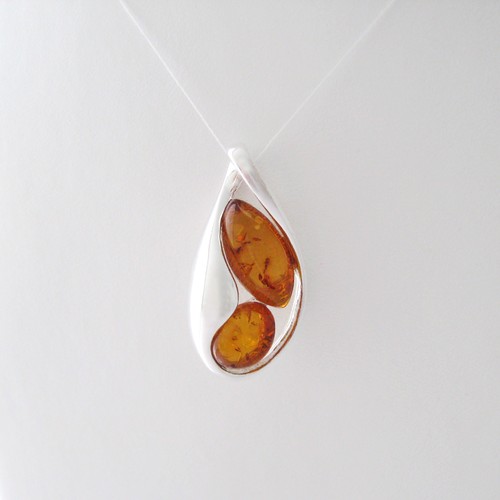 Pendentif ambre véritable mer