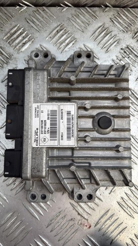 Calculateur moteur dacia - calculateur,