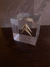 Cube trophee résine chevrons