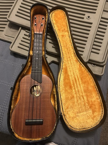 Rare vintage gold label kamaka - rare,