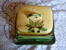 Beurrier porte couteau- décors Olives-Vallauris Bleu d’Argile –Vintage-Fait main