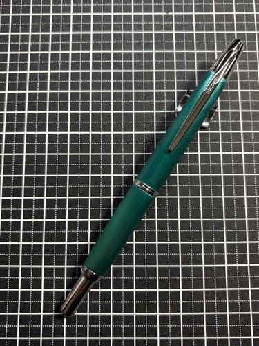stylo pilot capless
