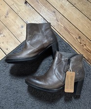 Bottines Palladium Taille 38 Neuves