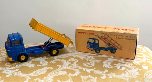 Dinky toys 585 - (france), n°585