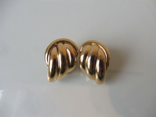 Belles boucles oreilles - belles, /