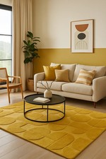Tapis jaune touffeté à la