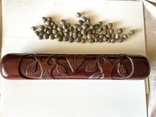 Awalé Ouré jeu traditionnel africain en bois sculpté