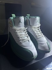 NIKE - Air Jordan 12 Retro -