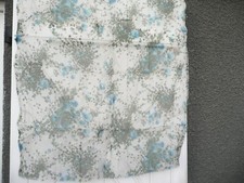 tissu voilage  vintage ancien fleuri 