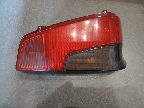 Feu arriere droit peugeot 106 - peugeot,