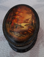 Boite Russe laquée ovale 7,5