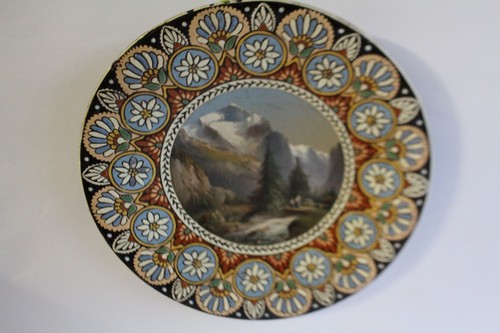 Assiette terre vernissée - , et