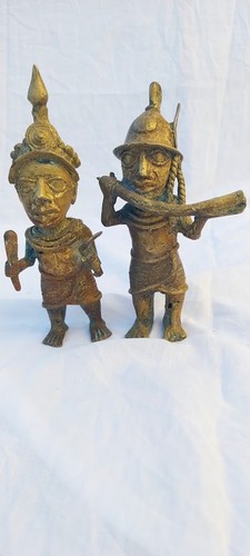 Anciennes statues bronze - anciennes,
