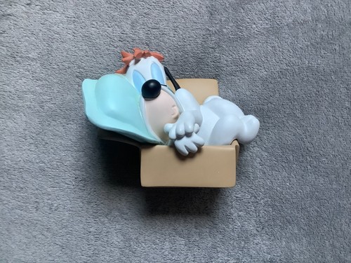 Figurine droopy endormi - figurine,