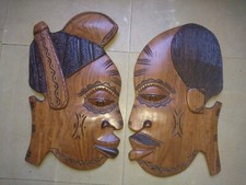ANCIEN PAIRE STATUETTES MASQUES MURAL SENEGAL AFRIQUE 1980 bois couple