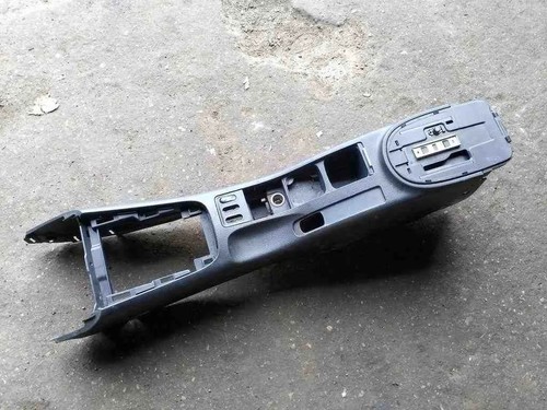 Nissan primera hatchback p12 - nissan,