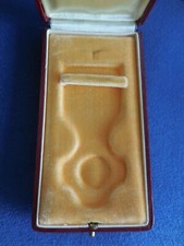 boîte vide pour croix de chevalier de l'ordre de la couronne d'Italie avec...