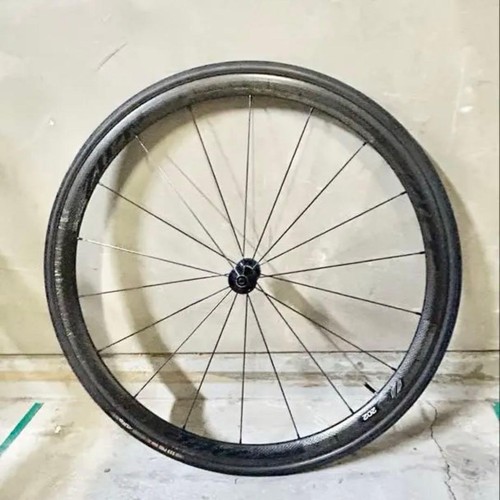 Roue carbone zipp - roue,