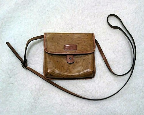Excellent condition shoulder - excellent,