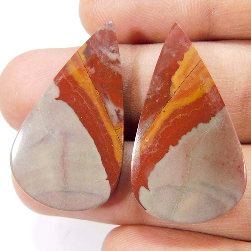 Paire assortie cabochon - , de