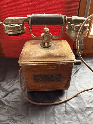 Ancien téléphone bois à - ancien,