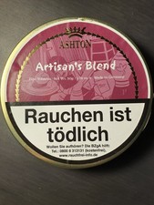 Boîte en métal pour amateur de tabac à pipe.