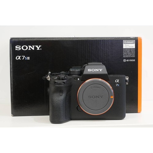Sony occasion alpha iii - sony,