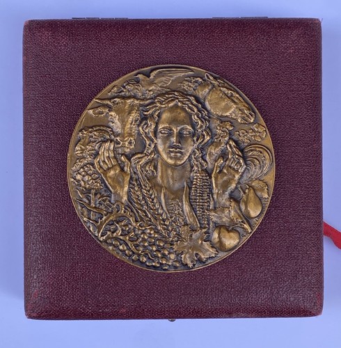 Medaille bronze par - medaille, en