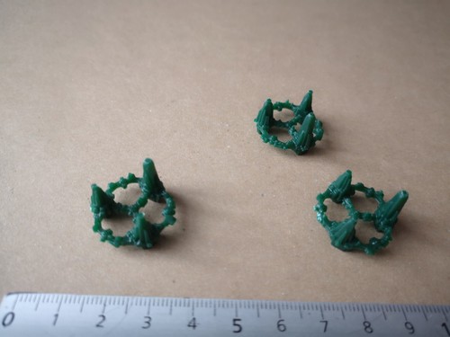 Space docks miniatures - space,