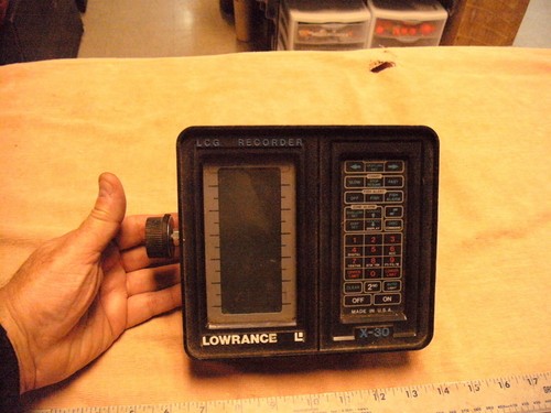 Lowrance fish finder - finder, head