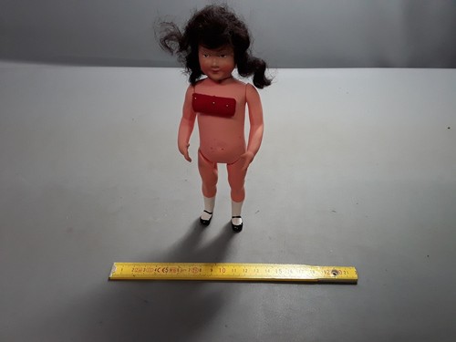 Ancienne petite poupée - , en
