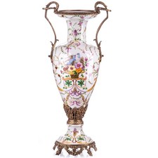 Vase en porcelaine avec bronze