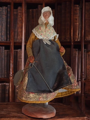 Santon ancien femme