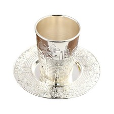 Verre à vin, tasse à thé