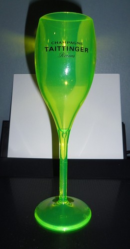 Flute champagne taittinger - a,