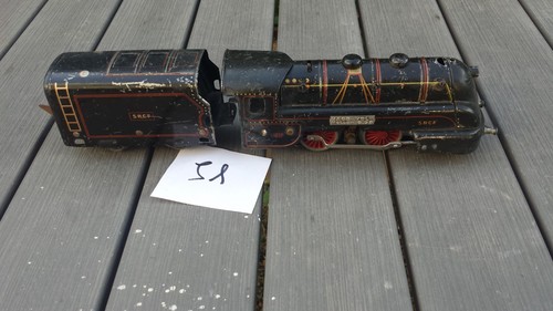 Ancienne locomotive vapeur - j1/,