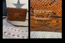 Sac à main pochette en peau de serpent véritable vintage lanière épaule  cuir