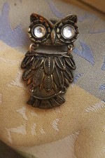 broche hibou métal couleur bronze et swarovski