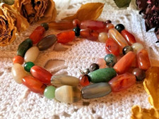 Collier ancien perles pierres