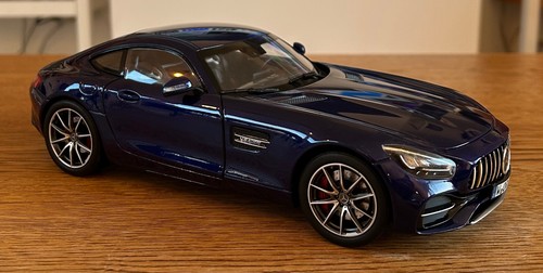 Mercedes amg 2019 bleu - gt,