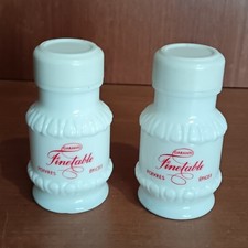 Anciens Pots À Epices En Opale Modèle Déposé Fine Table, France