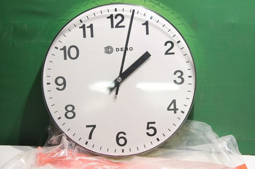Neuf horloge analogique pour - :,