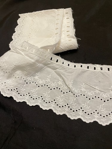 Ancien bas jupon - bas, broderie