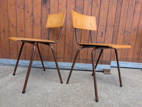 Chaise empilable vintage loft - chaise,