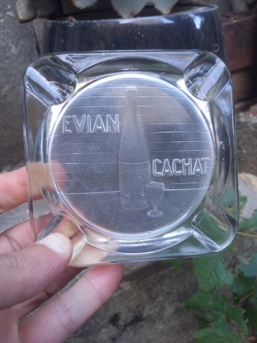 Evian cachat cendrier - evian,